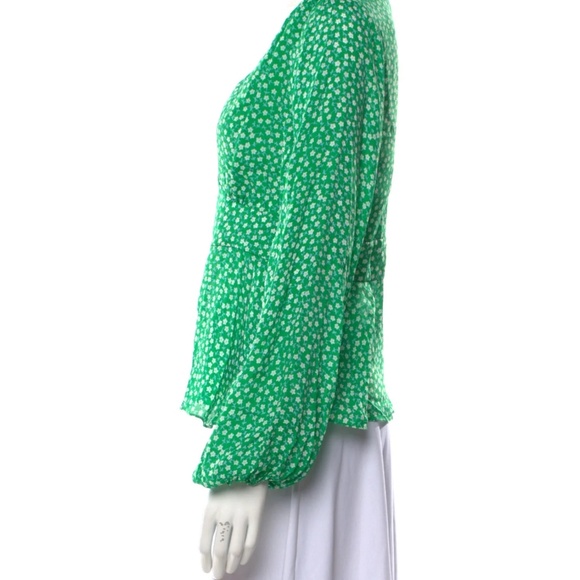 RIXO Floral Print V-Neck Blouse - Picture 2 of 3